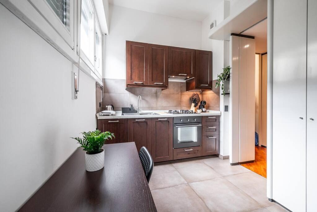 Carrobbio'S Nest - Elegant With Wifi And Netflix Leilighet Milano Eksteriør bilde